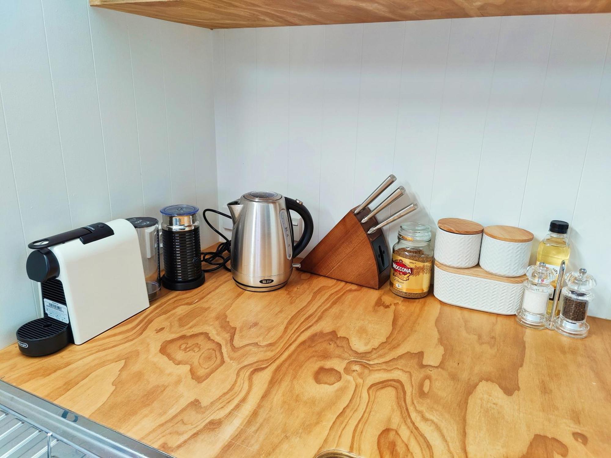 Delight In Birch-Lake View Holiday Home Taupo Bagian luar foto