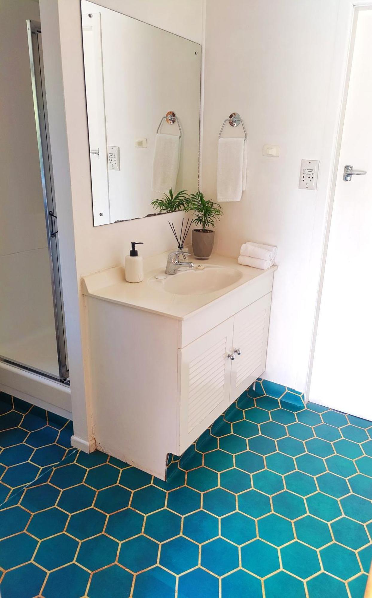 Delight In Birch-Lake View Holiday Home Taupo Bagian luar foto