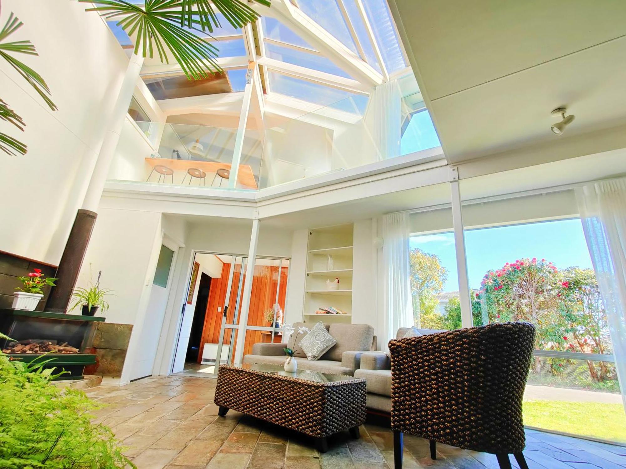 Delight In Birch-Lake View Holiday Home Taupo Bagian luar foto