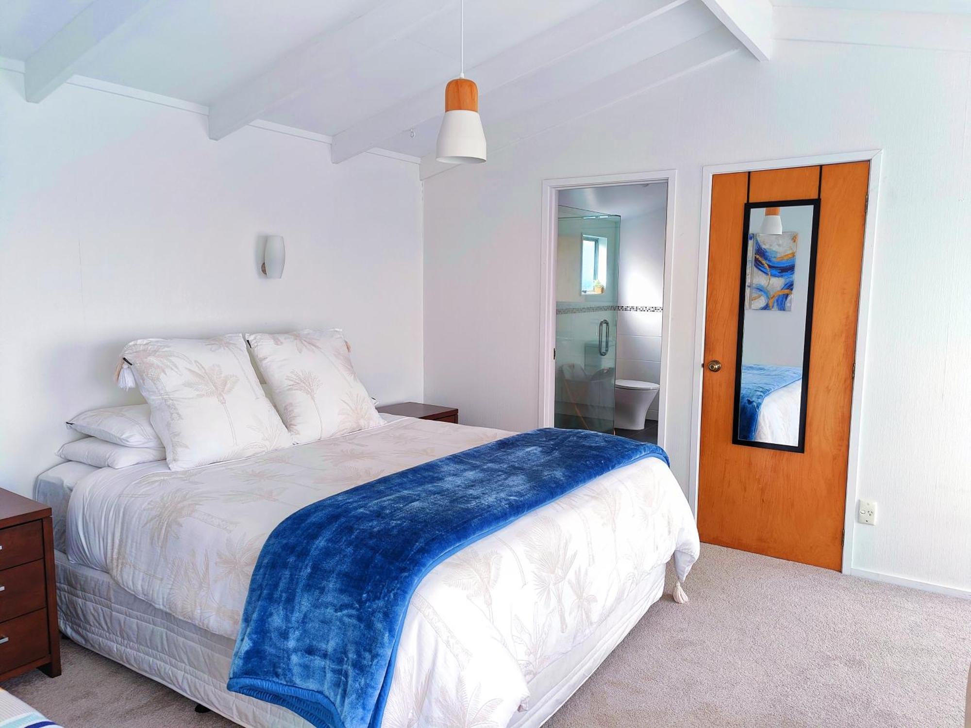 Delight In Birch-Lake View Holiday Home Taupo Bagian luar foto